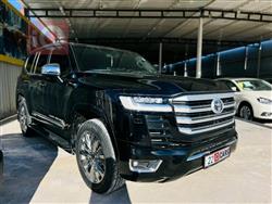 تۆیۆتا لاند کروزەر